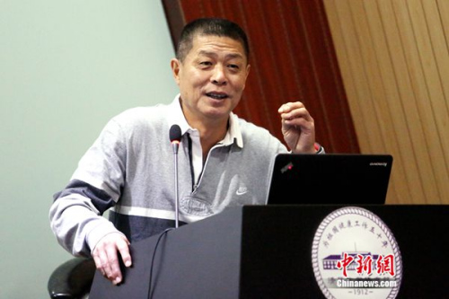 冯树勇讲解跑步要领 冯树勇讲解跑步要领