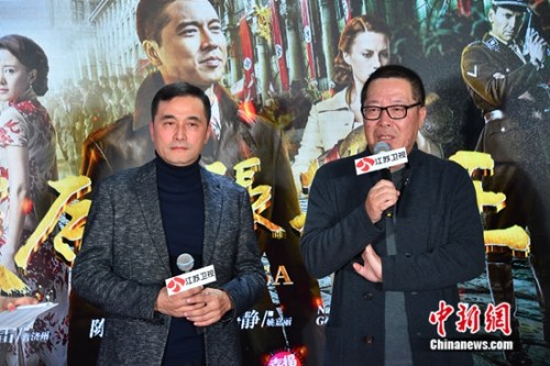 导演花箐(左)和编剧高满堂 导演花箐(左)和编剧高满堂