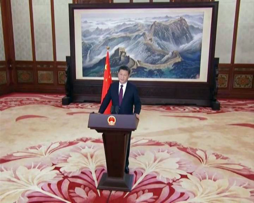 2016年,我们隆重庆祝了中国共产党成立95周年,纪念了中国工农红军长征