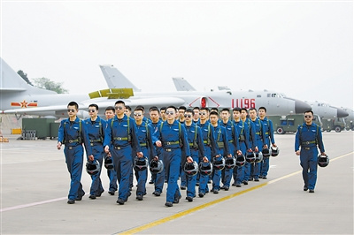 ʸ־ǿ���˾���������ս����������ǰ��