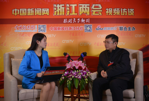 浙江省政协委员、洁丽雅集团董事长石磊(王钢摄) 浙江省政协委员、洁丽雅集团董事长石磊(王钢摄)