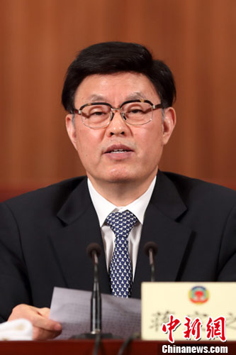 2月9日,新当选的江苏省政协主席蒋定之致闭幕词。<a target='_blank' href='http://www.chinanews.com/'>中新社</a>记者 泱波 摄 2月9日,新当选的江苏省政协主席蒋定之致闭幕词。<a target='_blank' href='http://www.chinanews.com/'>中新社</a>记者 泱波 摄