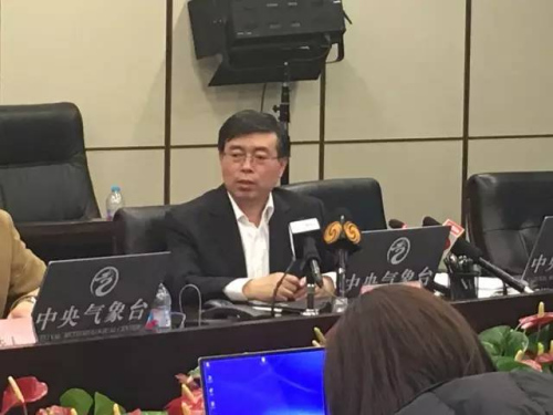 中央气象台首席预报员孙军详解近期中东部大范围雨雪天气成因。(中国气象局供图) 中央气象台首席预报员孙军详解近期中东部大范围雨雪天气成因。(中国气象局供图)