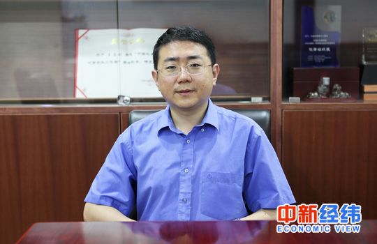 ���� ���� (�й�����ѧԺ�����о����������������¾�γ��Լר��)