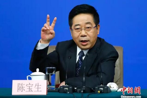 教育部部长陈宝生就“教育改革发展”的相关问题回答中外记者的提问。 <a target='_blank' href='http://www.chinanews.com/'>中新社</a>记者 富田 摄 教育部部长陈宝生就“教育改革发展”的相关问题回答中外记者的提问。 <a target='_blank' href='http://www.chinanews.com/'>中新社</a>记者 富田 摄