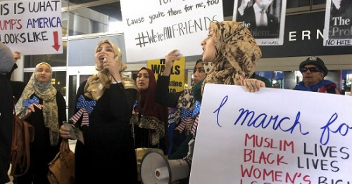 ����ͼ������2��4�վۼ�����ɼ�����ʻ���������������ǩ��ĵ�һ�����н��