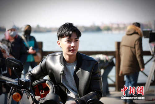 �����ھ���