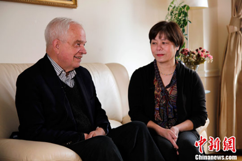 ����ǰ�����ô�����פ����ʹԼ�����������John McCallum���뻪���������Ӣ����λ�ڶ��׶��<a target='_blank' href='http://www.chinanews.com/'>������</a>���ô���粢����ר�á�<a target='_blank' href='http://www.chinanews.com/'>������</a>���� ���� ��