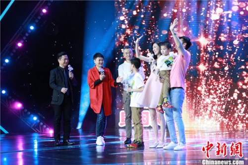 �۲�Ա��������һ��