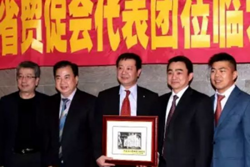 ����Ծ�������¡������ź������Ӱ��