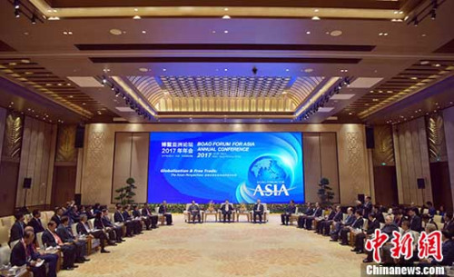 3��24�գ��й��������ξֳ�ί������Ժ�������Ÿ����ں��ϲ��������ϯ����������̳2017������������ҵ�ҡ� <a target='_blank' href='http://www.chinanews.com/'>������</a>���� ë���� ��