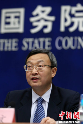 3月31日,国新办举行自由贸易试验区建设情况新闻发布会。商务部副部长王受文在会上回答记者提问。<a target='_blank' href='http://www.chinanews.com/'>中新社</a>记者 杨可佳 摄 3月31日,国新办举行自由贸易试验区建设情况新闻发布会。商务部副部长王受文在会上回答记者提问。<a target='_blank' href='http://www.chinanews.com/'>中新社</a>记者 杨可佳 摄