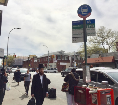 ��Ůʿ�ڳ�����ʿ����18�����50��վʱ������ʿ�ż�ͷ�����ε����������������ձ���/���߻����� �㣩