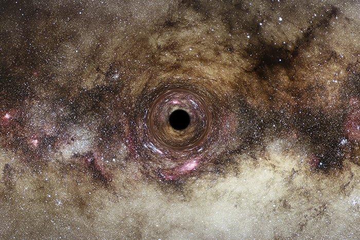 黑洞超太阳质量300亿倍