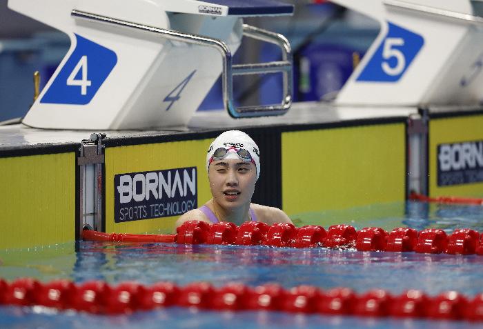 女子200米蝶泳：中国选手张雨霏打破赛会纪录获得金牌