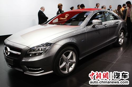 �Ϻ���չ20���ܹ�ע�����׷���������6��