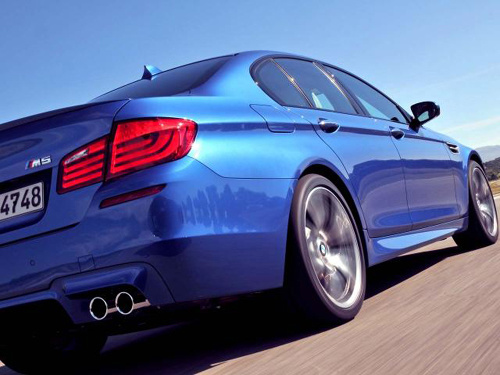 2012���M5��ͼ�ع�ٹ������4.4�루11��