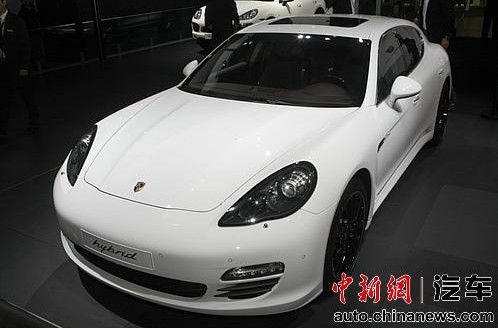 保时捷新款911Carrera震撼亮相2011广州车展