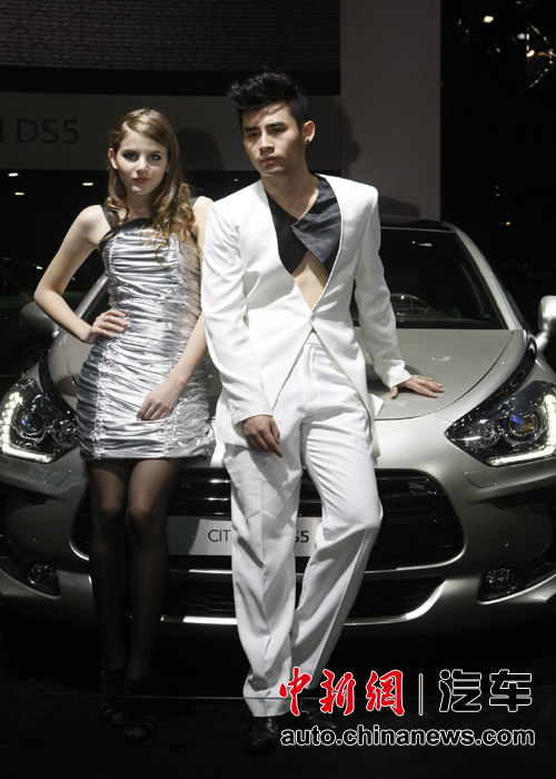 ������ֱ�����ݳ�չ��������ģ���㳵��ͷ��3��