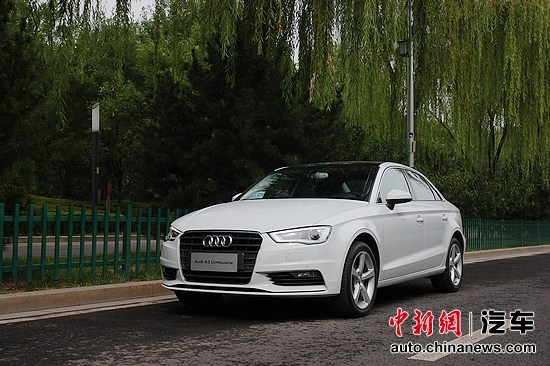 ������ս�����ữ���µ�A3Limousine��������������