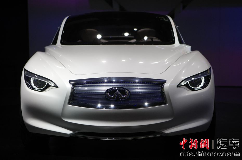 2011�Ϻ���չ��Ӣ����� Essence���——����������Ƶ��