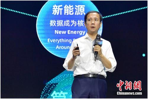 阿里巴巴张勇：从五新到百新大数据和算力驱动的未来