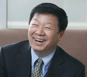 消息称张大中出任国美电器董事长陈晓已离任