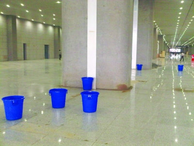 �Ϻ���·��:�Ͼ���վ��վ��û�³���Ӱ���������