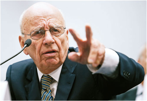 Ĭ��˵Ĵ�λս��ý��۹������ζ�����˭?