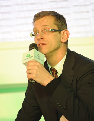 �󳧷�չ��̳����α����ܣ���ͼ����2��