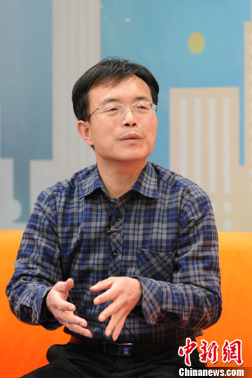 褚福灵:养老保险多轨制是经济发展不平衡的反映