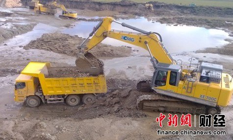 打破外资品牌垄断中国徐工大型挖掘机市场拔头筹