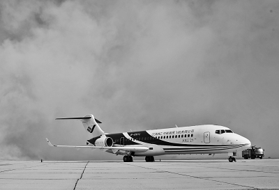 ARJ21-700��һ������12���񺽾־ֳ��Գ�