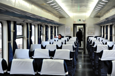 �ϰ����վ����ٿ���Ʊ����һ�ɳ˿ͳƻ��˲���