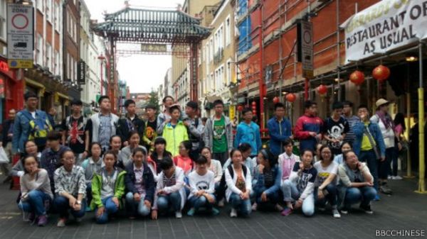 中国游客海外支出全球第一七成奢侈品境外买(图)