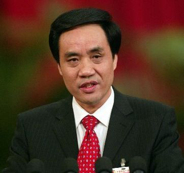 辜胜阻展望2016年两会六大经济热点