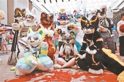 拟人化动物服装设计 开启职业新赛道