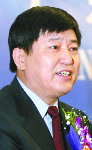 广发行董事长李若虹辞任董建岳接任