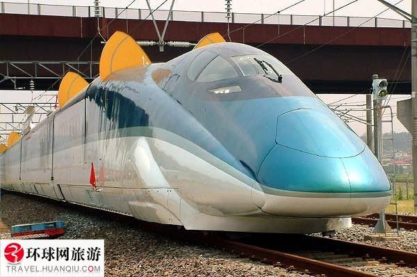 体验高速行驶的日本子弹头列车组图8