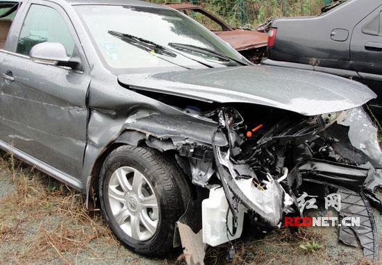 朗逸车祸一死一伤气囊未爆出4s店全额退款