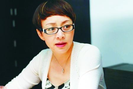 宋丹丹赞现任丈夫有品位 称要放松今后不再演小品