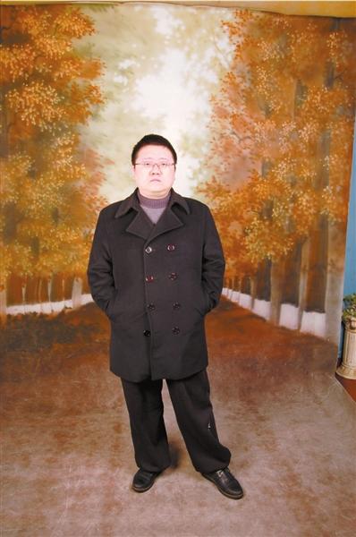 网络作家血红每天三小时更新万余字小说