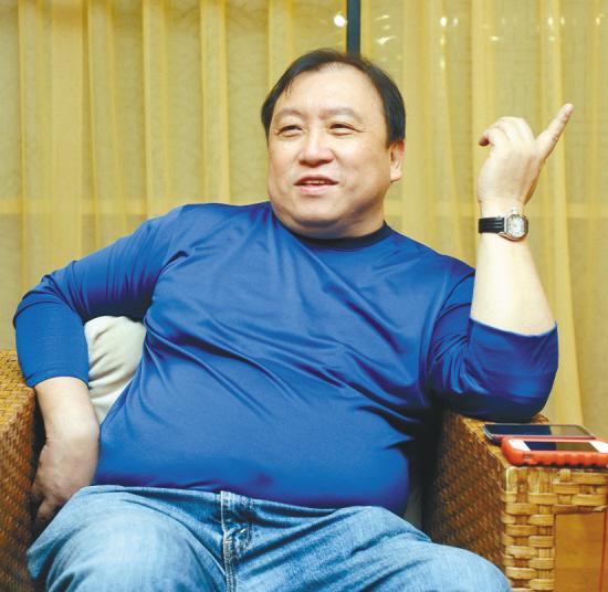 周润发拍吻戏发嫂不吃醋王晶发哥啥美女没亲过