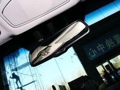 北京现代 2.4L AT 后视镜特写