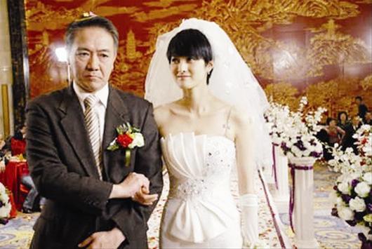 李幼斌自我评价很随和会指导妻子穿衣化妆