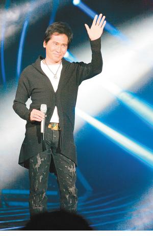 我是歌手齐秦春节退赛因答应母亲回美国过年