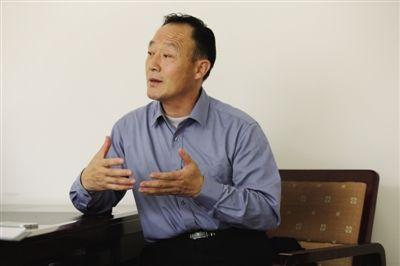 张飚,退休前是石河子市检察院检察官。被认为是浙江冤案平反的“幕后英雄”。(东方早报记者 张新燕 摄)