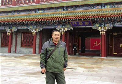 魏刚,新疆石河子市检察院监所检察科科长,参与推动浙江叔侄冤案的平反。