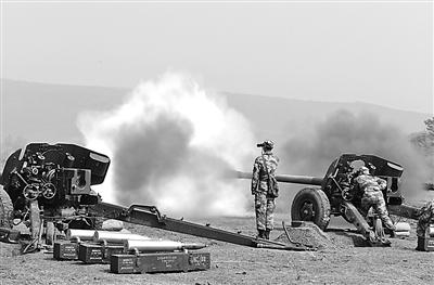 南京炮兵学院进行实弹射击考核消耗弹药千余发图