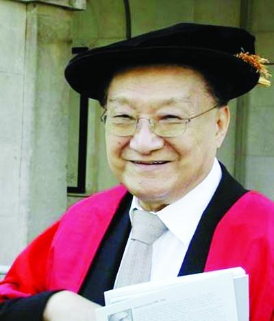 而证书的主人正是查良镛(金庸原名)